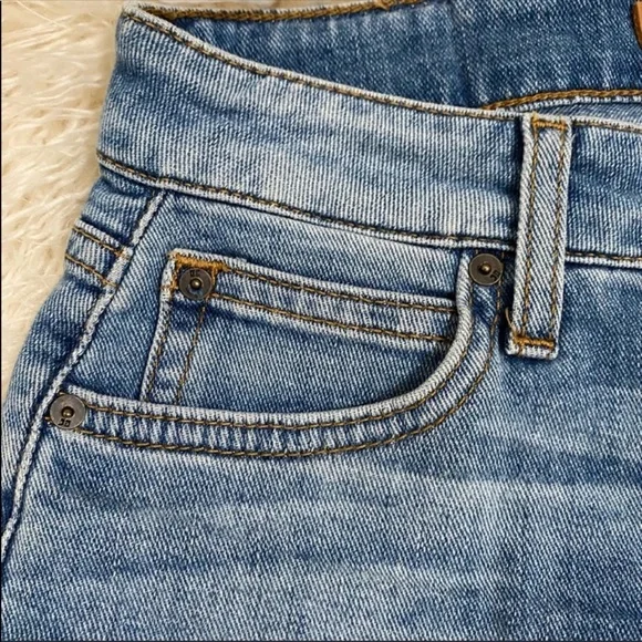 Joe’s Jeans The Finn Bermuda Cutoff Shorts - Picture 5 of 12